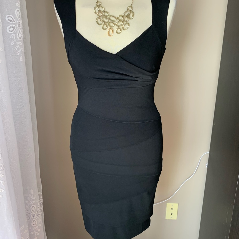 Dress - Picture 5 of 7